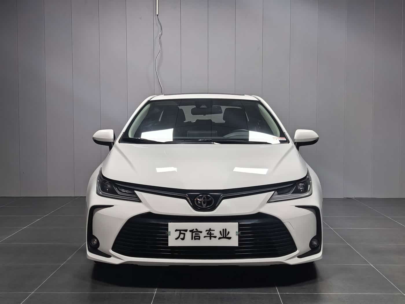 Toyota Corolla 1.5 л 2022 г. Белый, пробег 8400 км