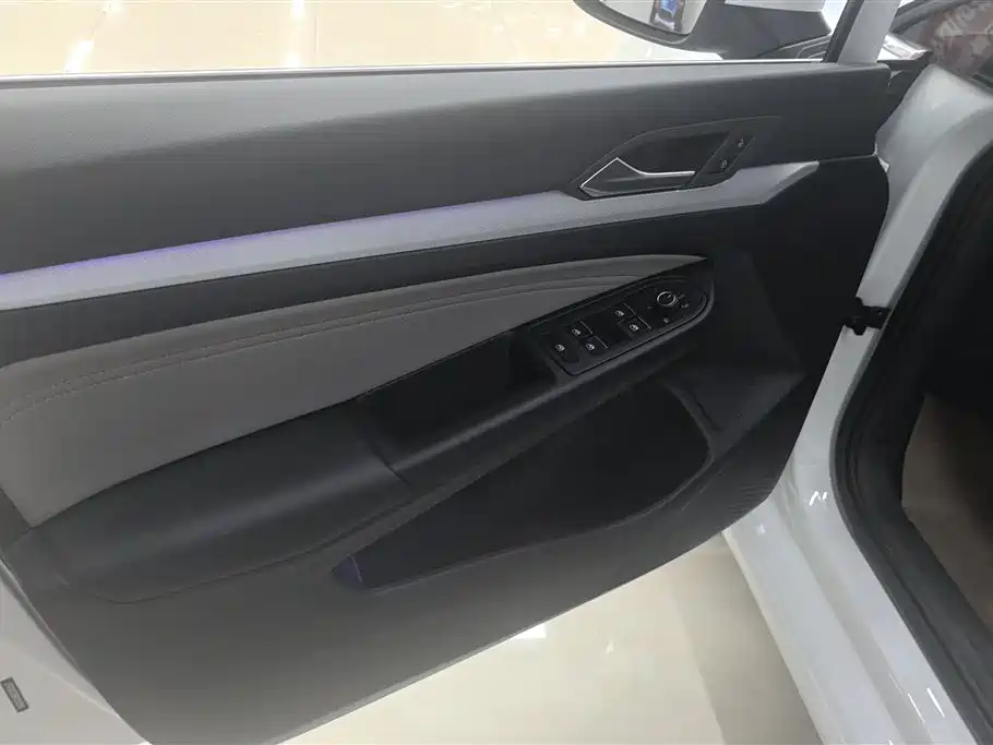 Volkswagen Golf 2023 280TSI DSG Pro