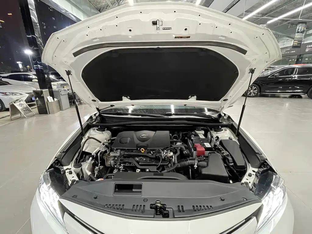 Toyota Camry — миниатюра 29