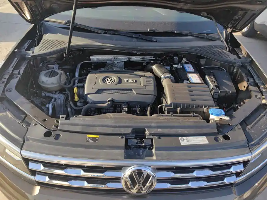 Volkswagen Tiguan L — миниатюра 10