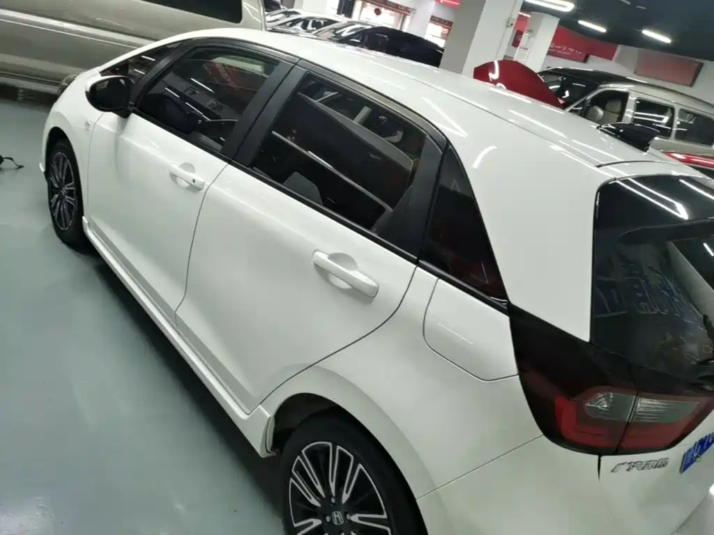 Honda Fit — миниатюра 5