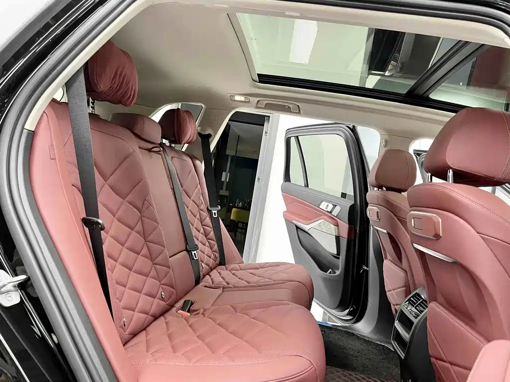 BMW X5 — миниатюра 7