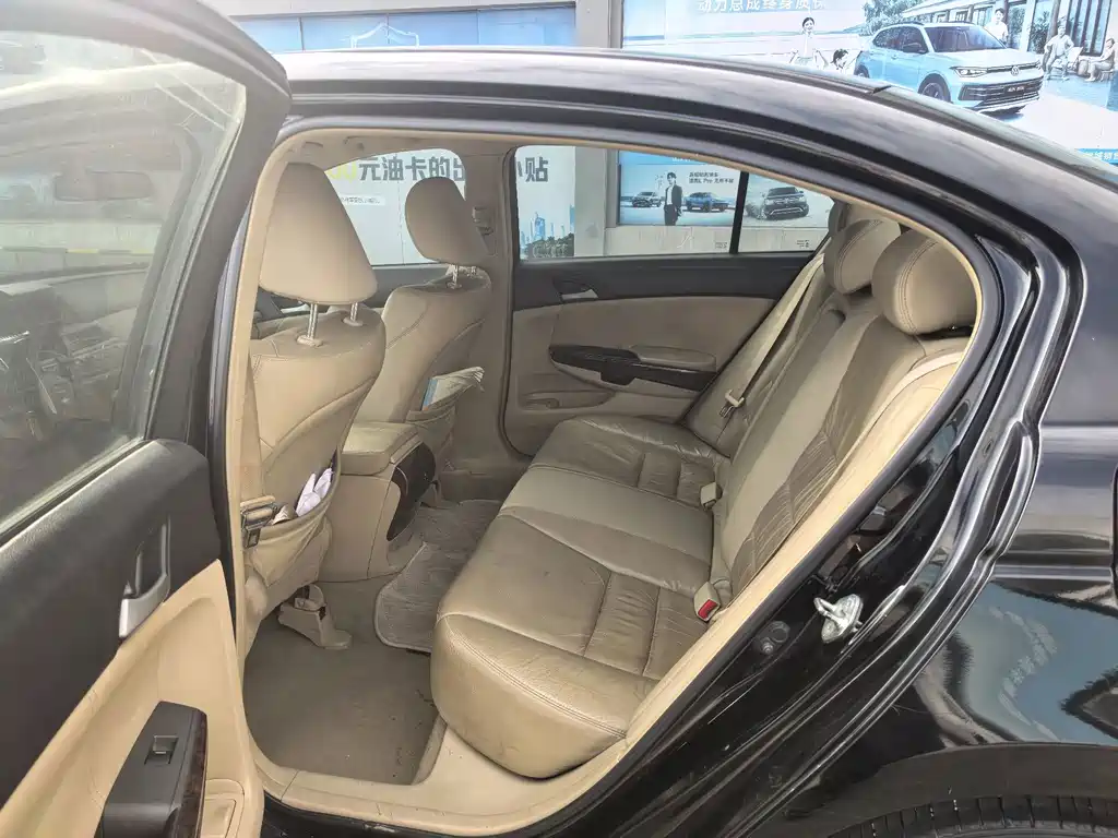 Honda Accord — миниатюра 5
