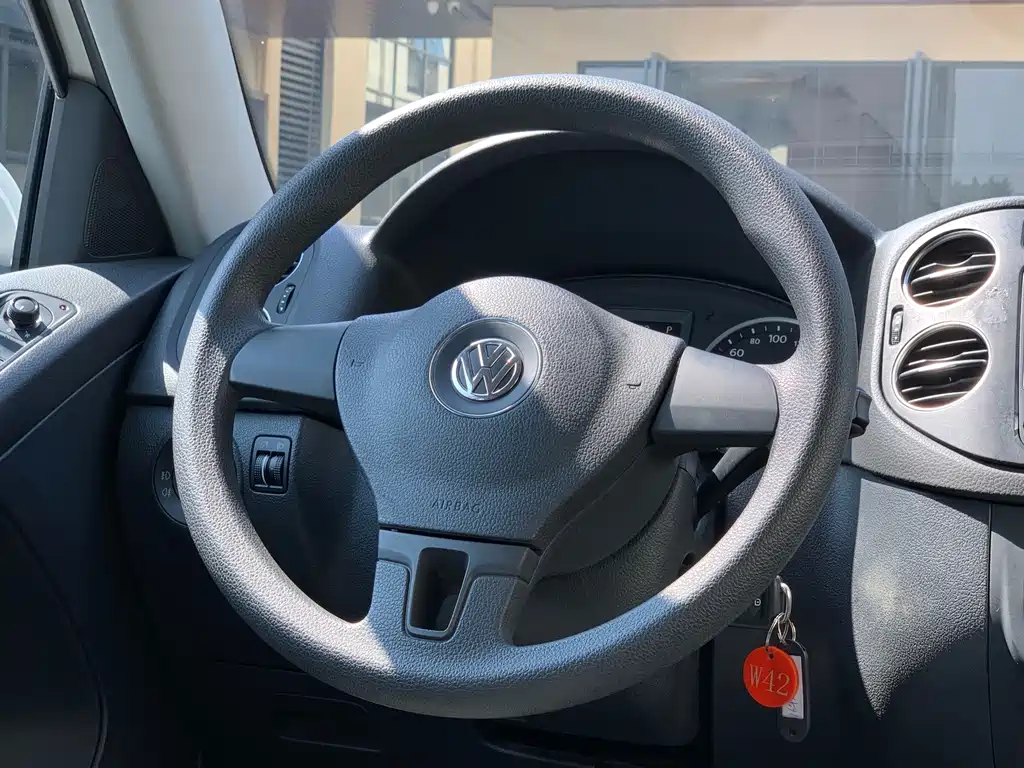 Volkswagen Tiguan — миниатюра 19