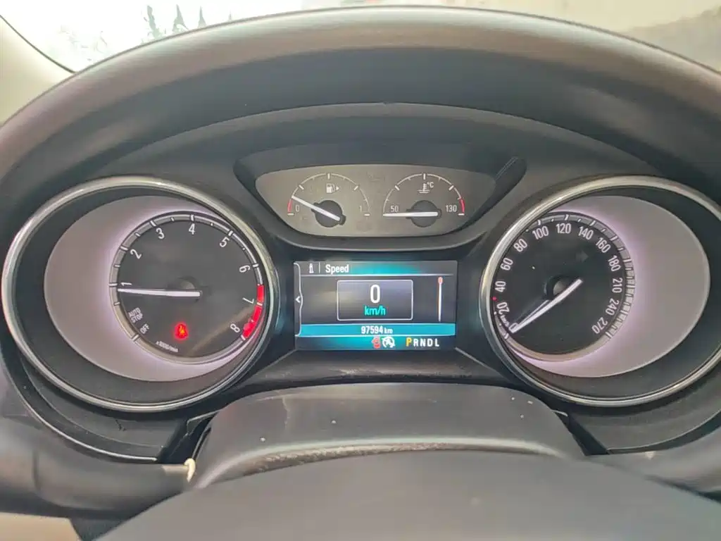 Buick Verano — миниатюра 12