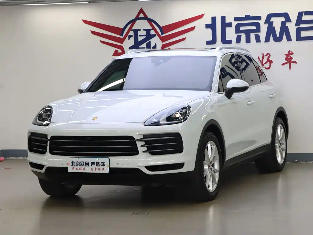 Porsche Cayenne 2021