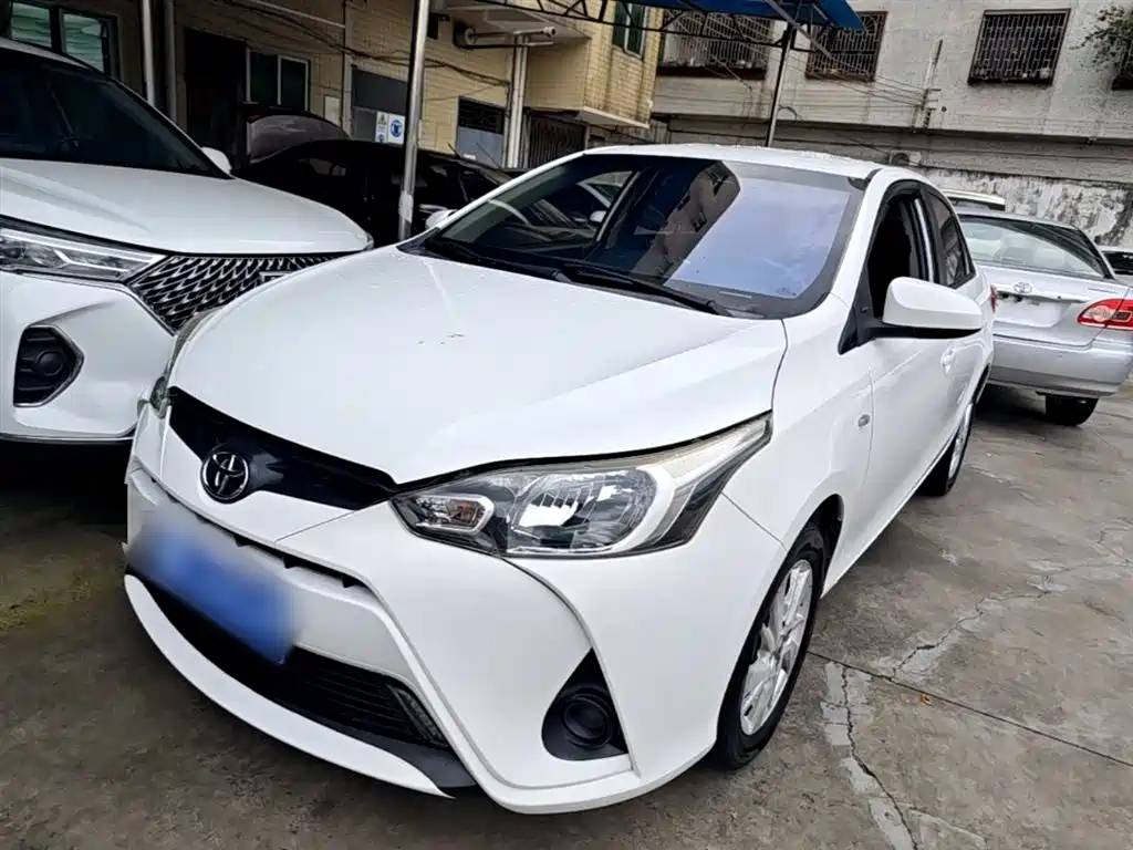 Toyota Yaris L 2019