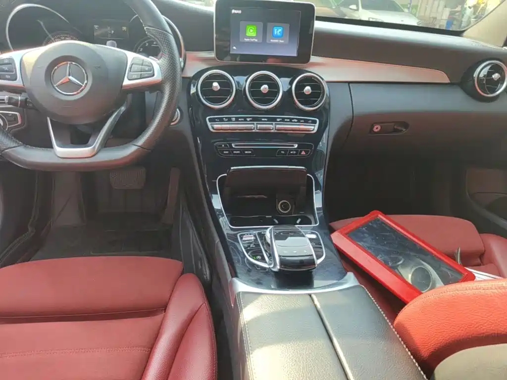 Mercedes-Benz C-Class — миниатюра 13