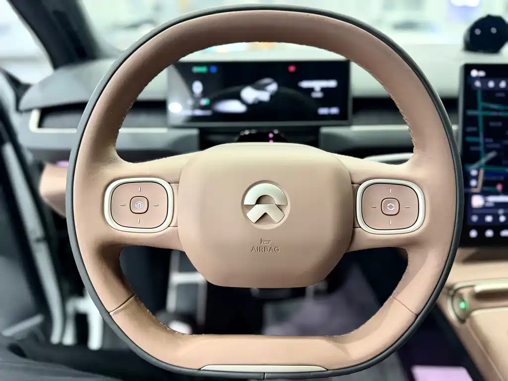 NIO ES8 — миниатюра 13