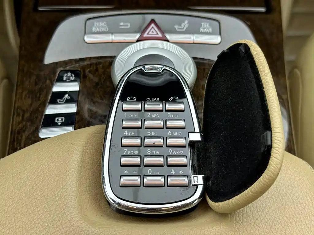 Mercedes-Benz S-Class — миниатюра 17
