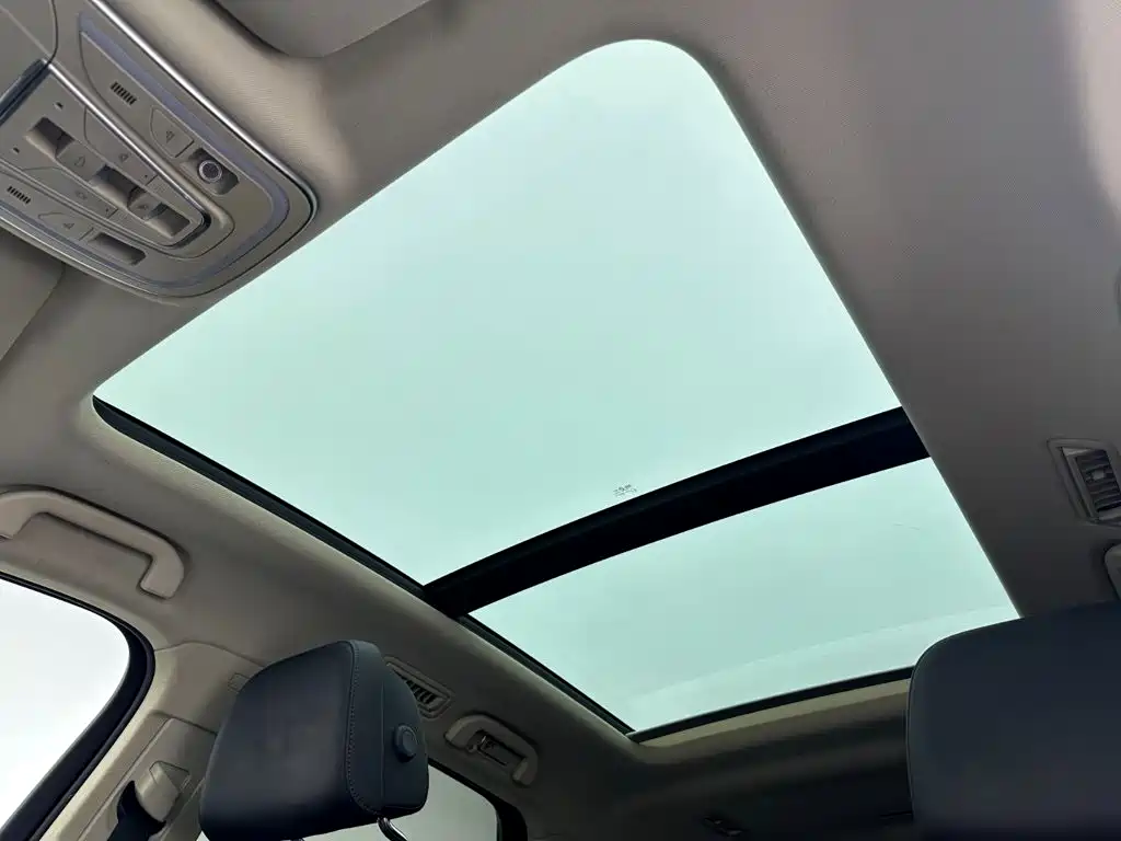 BYD Tang New Energy — миниатюра 13
