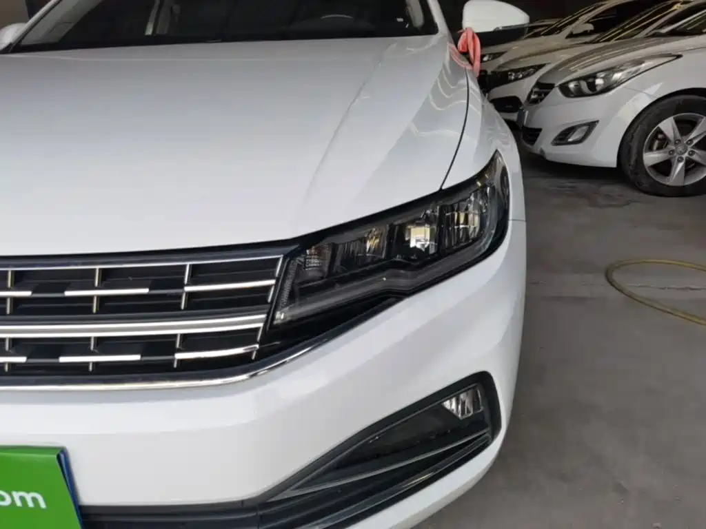 Volkswagen Bora — миниатюра 24