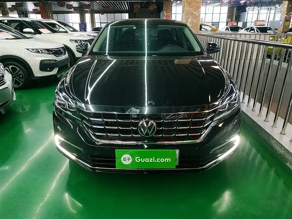 VOLKSWAGEN PASSAT NEW ENERGY