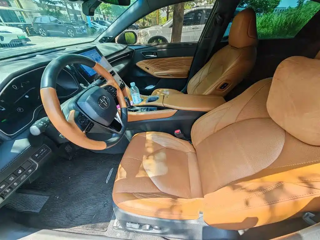Toyota Avalon — миниатюра 7