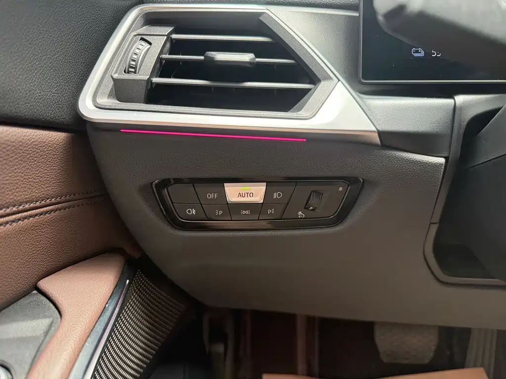 BMW i3 — миниатюра 10