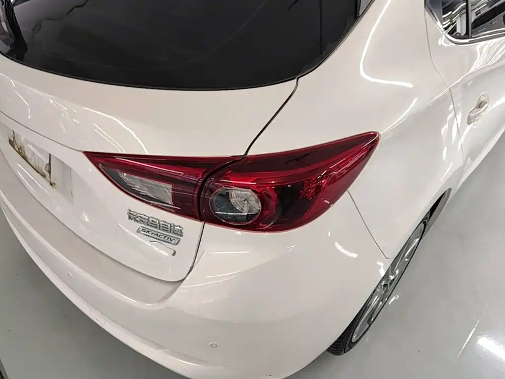 Mazda 3 Axela — миниатюра 8