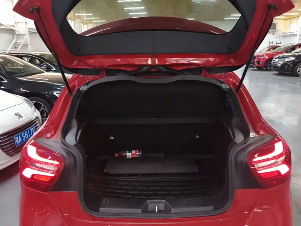 Mercedes-Benz A-Class (Import) — миниатюра 19