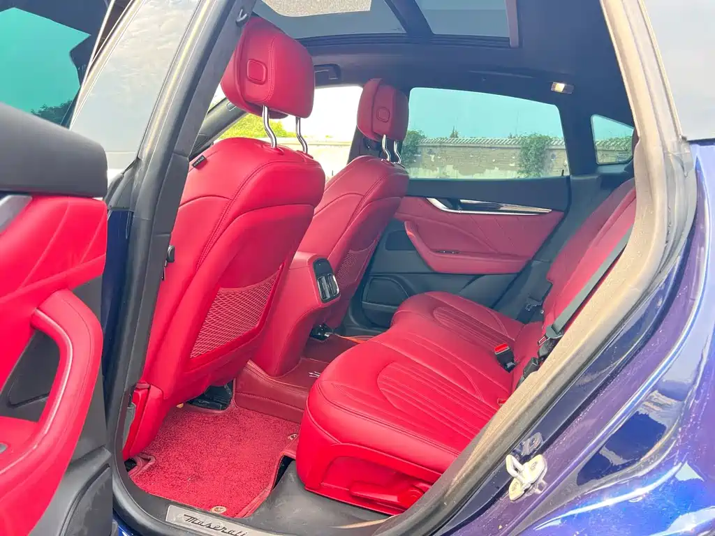 Maserati Levante — миниатюра 5