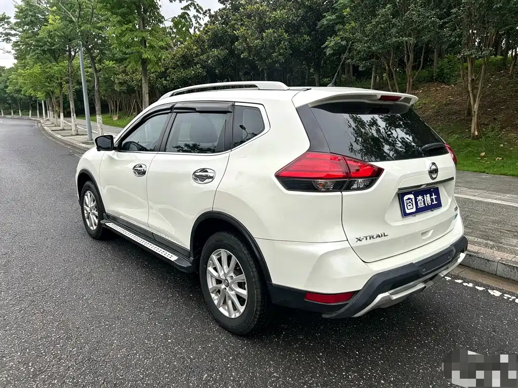 Nissan X-Trail — миниатюра 7