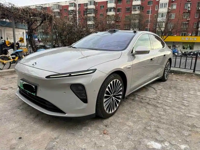 NIO NIO ET7
