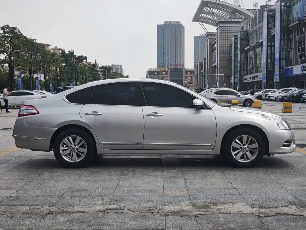 Nissan Teana — миниатюра 3