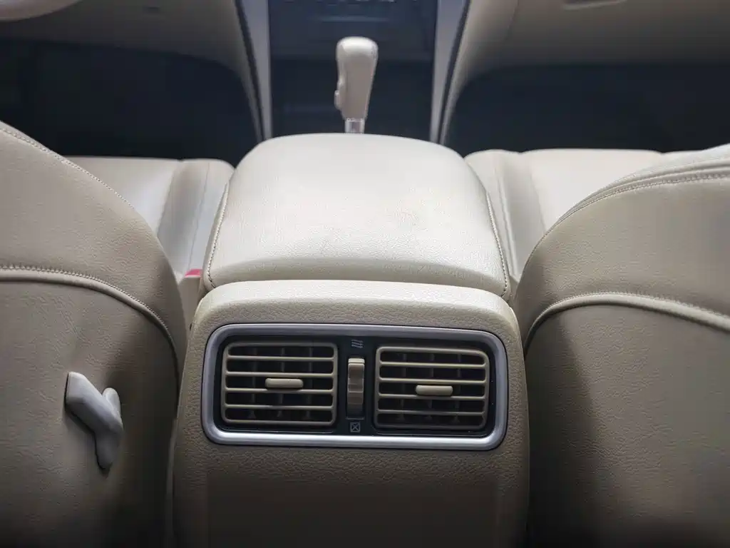 Nissan Teana — миниатюра 13