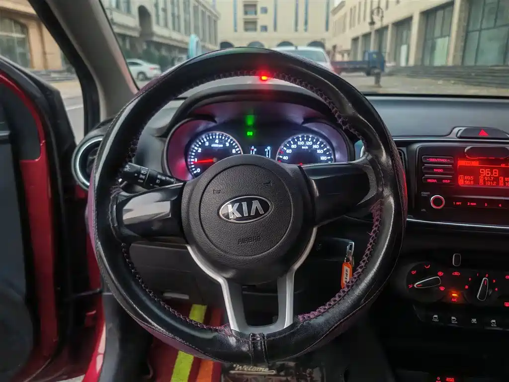 Kia Huanchi — миниатюра 11