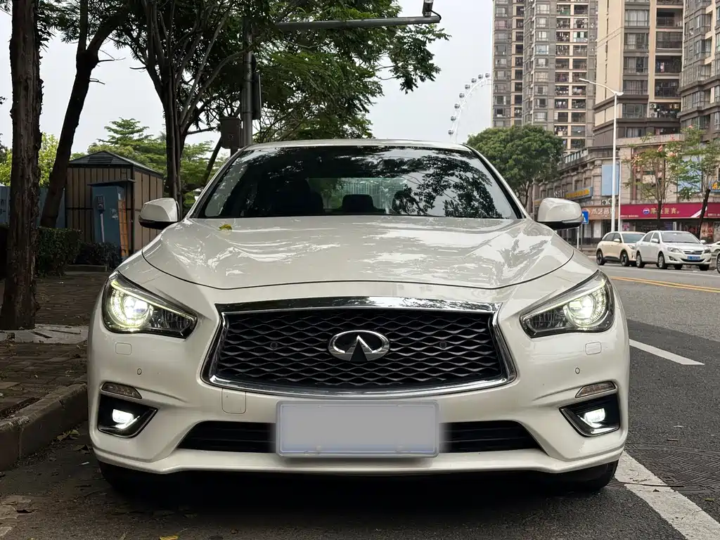 Infiniti Q50L — миниатюра 6