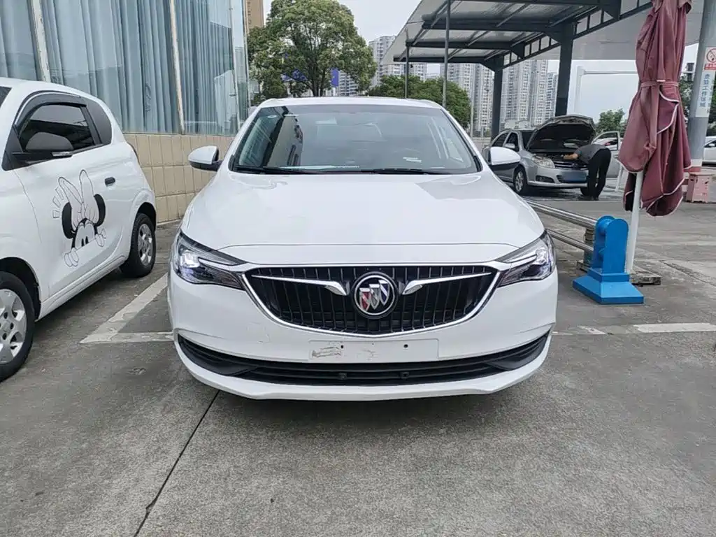 Buick Excelle — миниатюра 3
