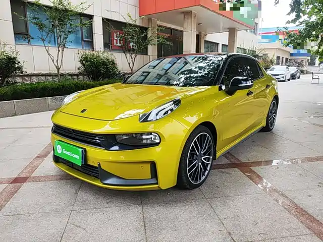 2020 Lynk & Co 03