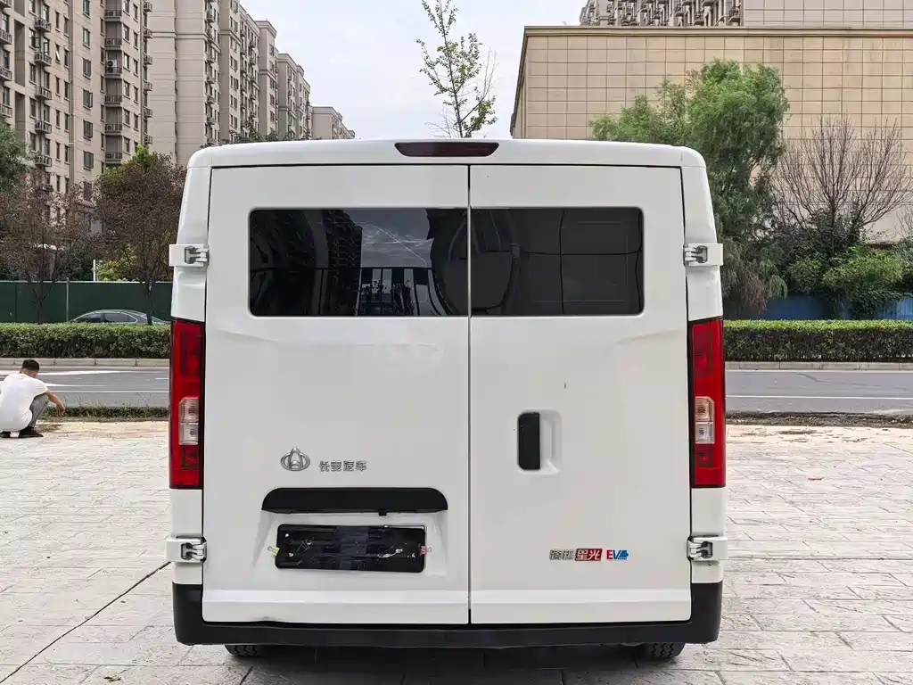 Kuayue 跨越星光 EV — миниатюра 8