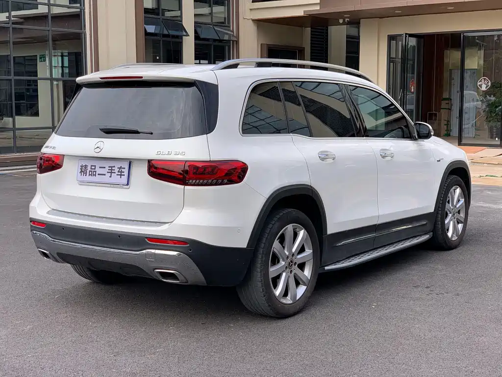 Mercedes-Benz GLB — миниатюра 6