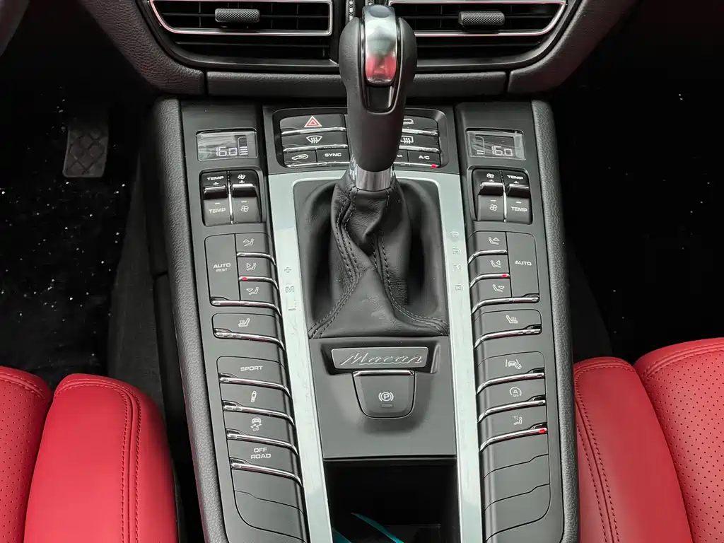 Porsche Macan — миниатюра 18