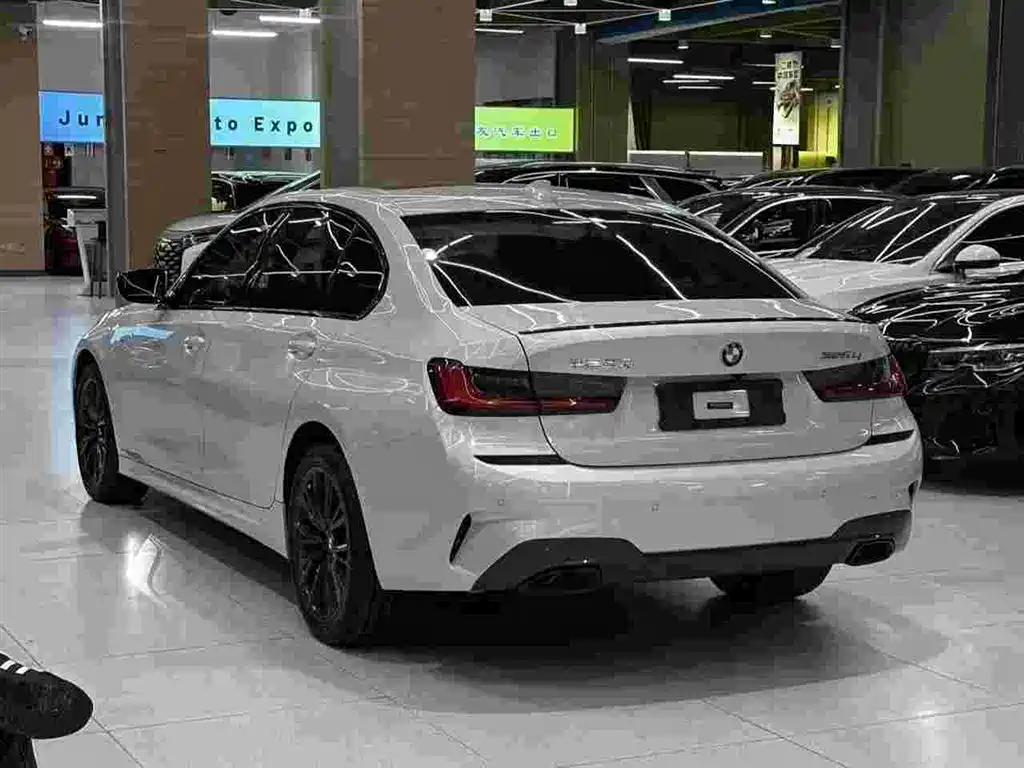 BMW 3 Series — миниатюра 3