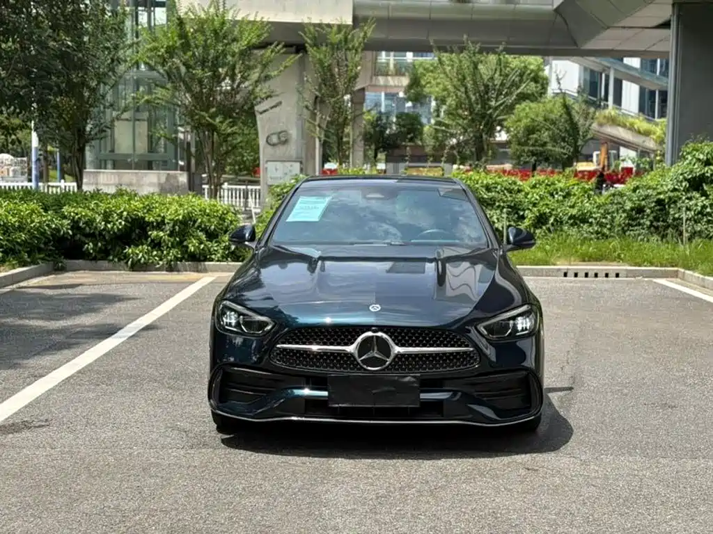 Mercedes-Benz C-Class — миниатюра 2