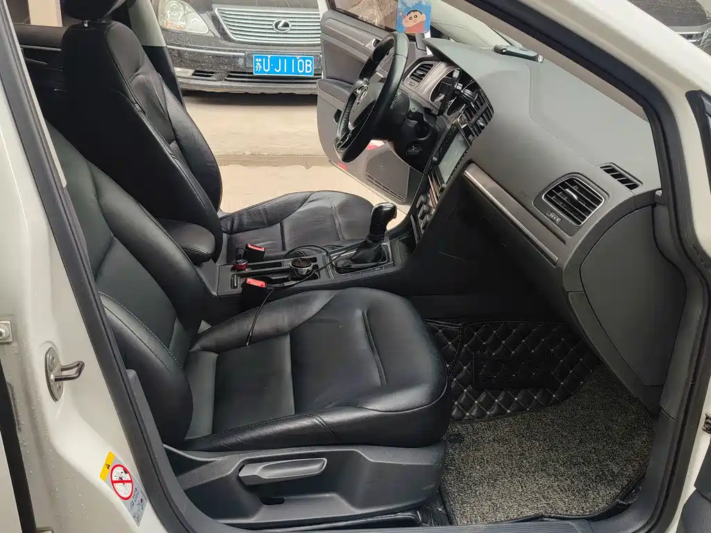 Volkswagen Golf — миниатюра 11