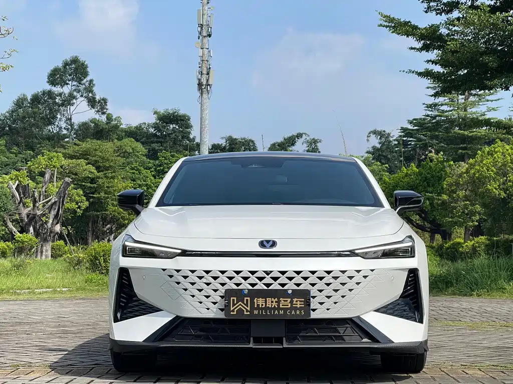Changan UNI-V — миниатюра 2