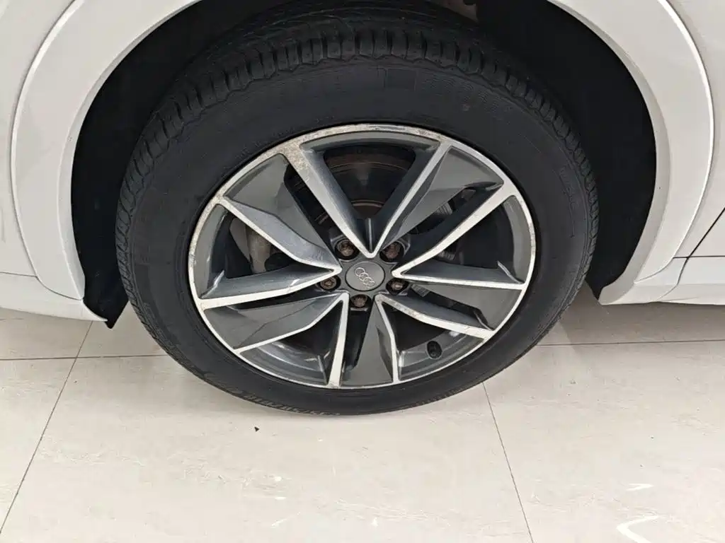 Audi Q3 — миниатюра 23