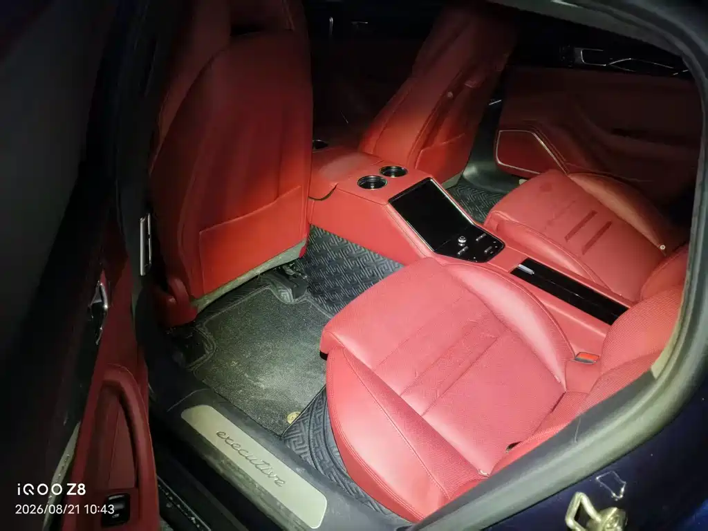 Porsche Panamera — миниатюра 4