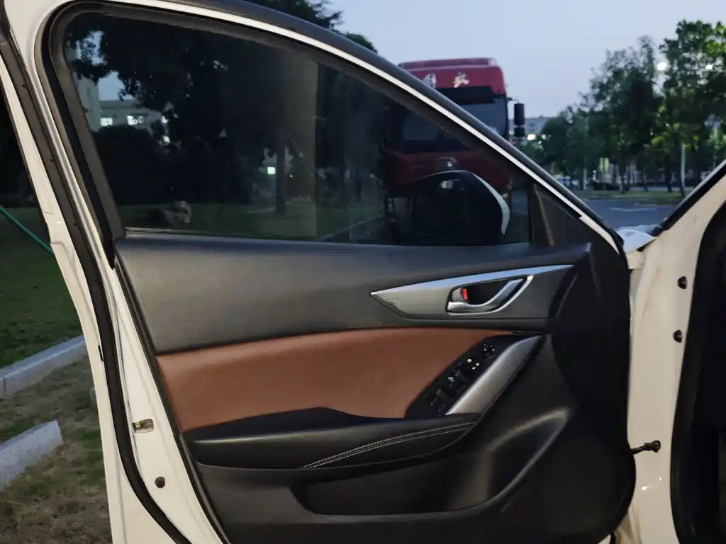 Mazda CX-4 — миниатюра 17