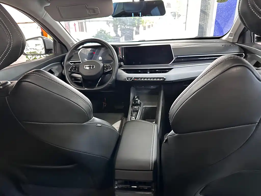 Geely Binrui — миниатюра 6