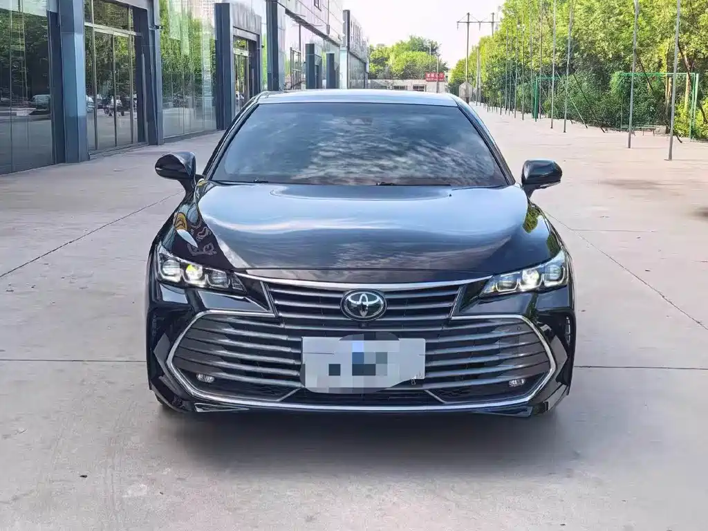 Toyota Avalon — миниатюра 2