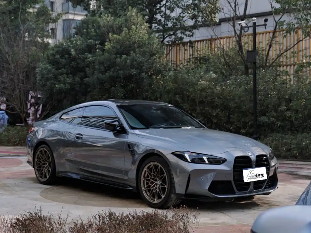 BMW M4
