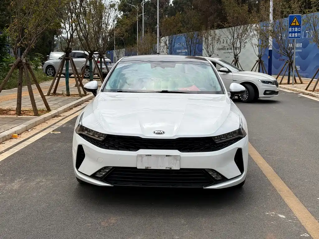 Kia K5 — миниатюра 2