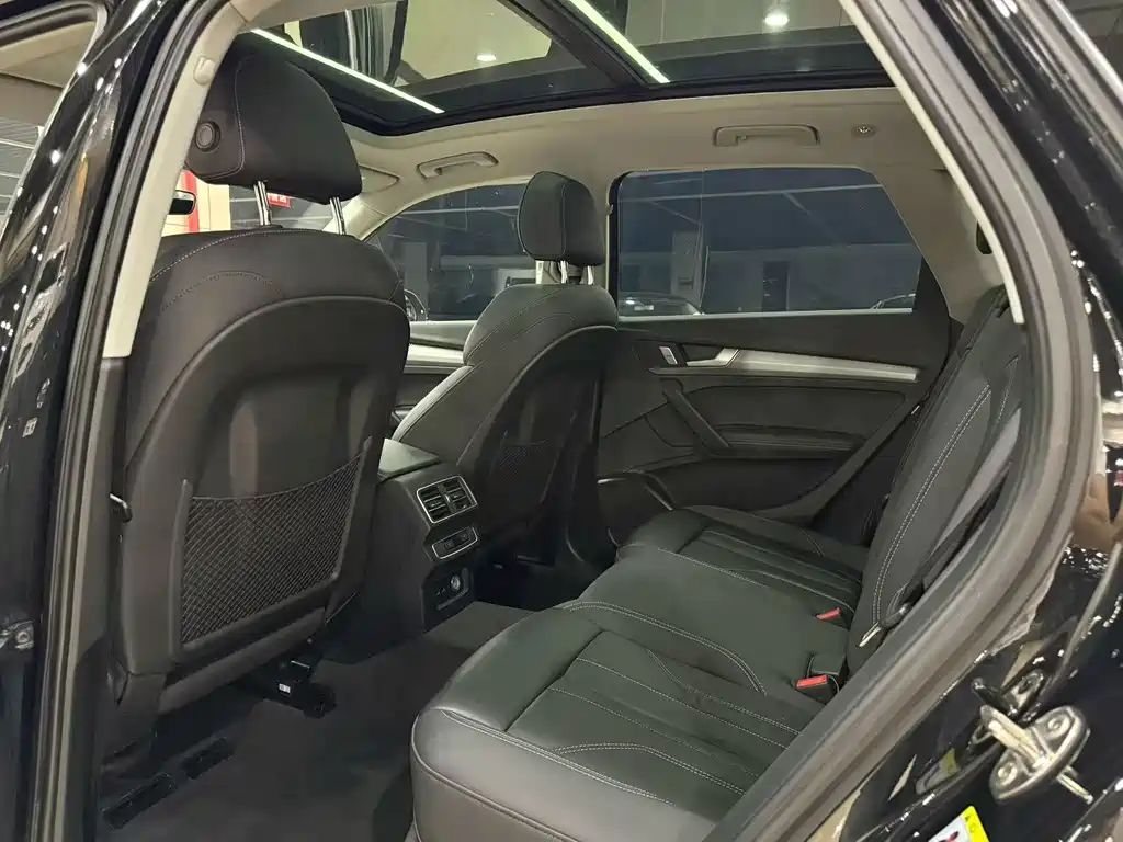 Audi Q5L — миниатюра 5