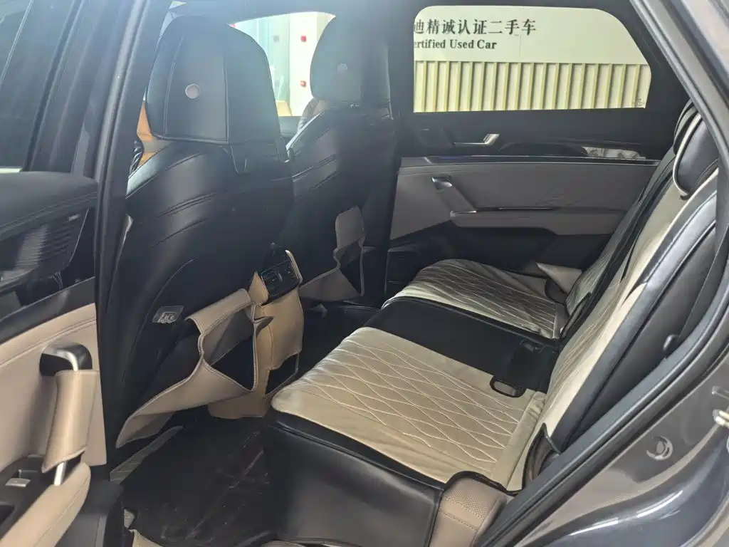 BYD Tang New Energy — миниатюра 9