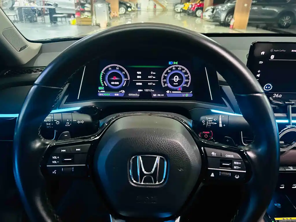 Honda Inspire PHEV — миниатюра 11