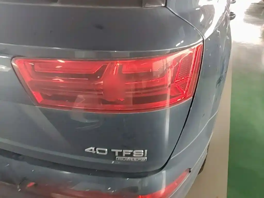 Audi Q7 — миниатюра 8