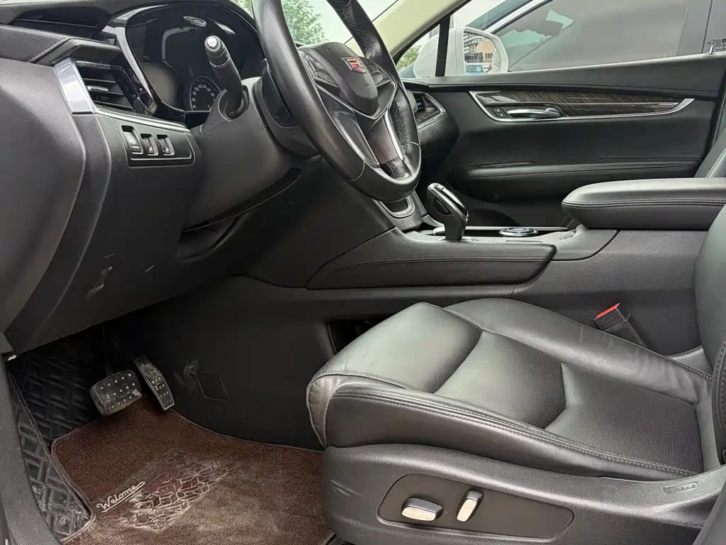Cadillac XT5 — миниатюра 11
