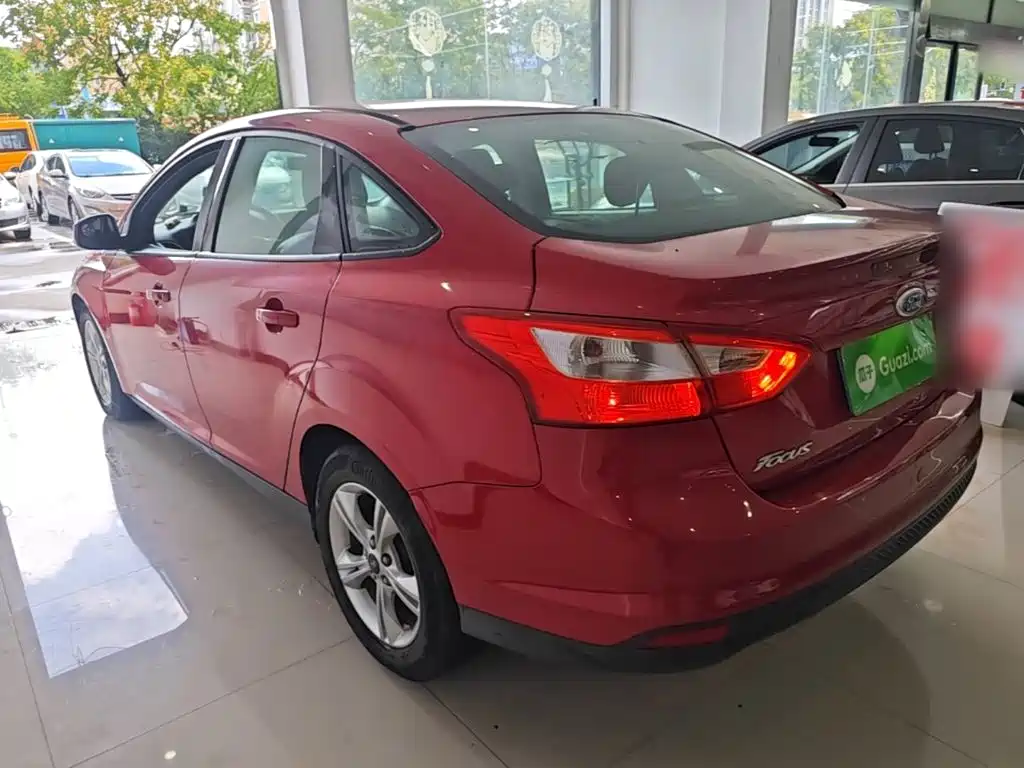 Ford Focus — миниатюра 5